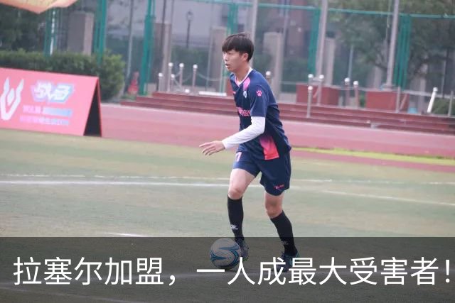 拉塞尔加盟，一人成最大受害者！22岁天赋爆棚却只能垃圾时间出场